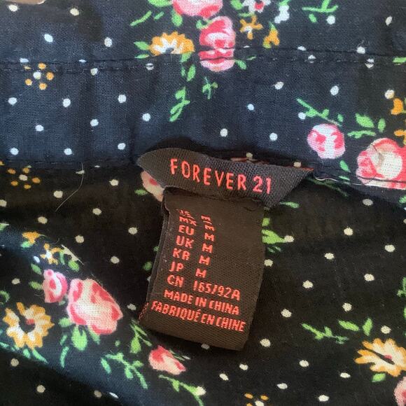 Forever 21 Black Floral Collared Buttoned Long Sleeve Cotton Blouse Size Medium - Picture 4 of 6